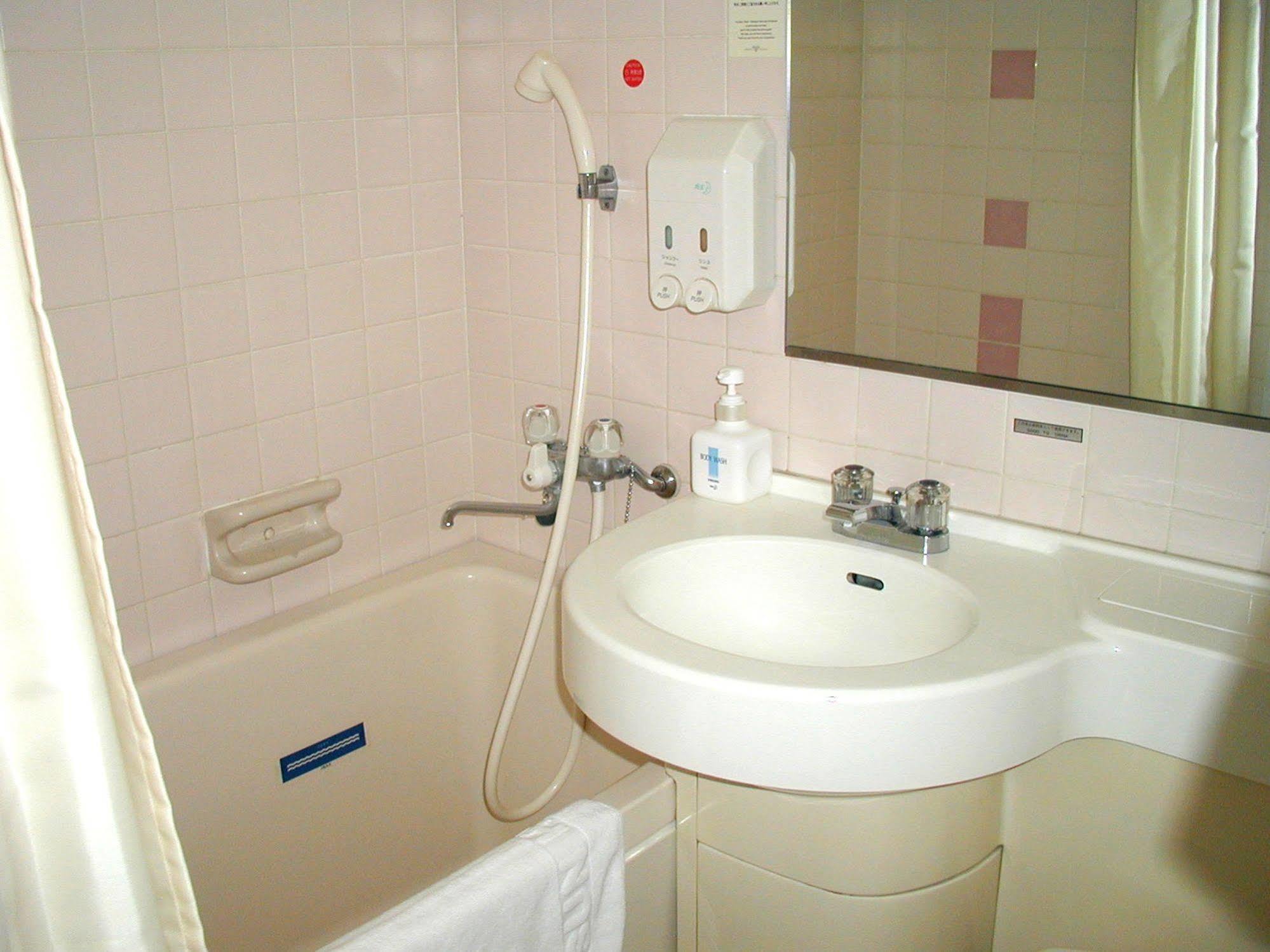 Unizo Inn Tokyo Asakusa Extérieur photo